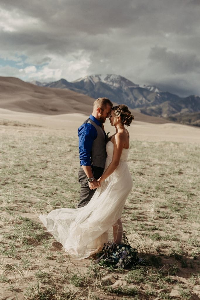 great sand dunes national park colorado elopement wedding