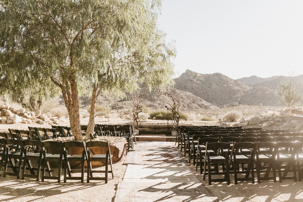 Sacred Sands Wedding in Joshua Tree, CA | Nicole & Brett - Wandering ...