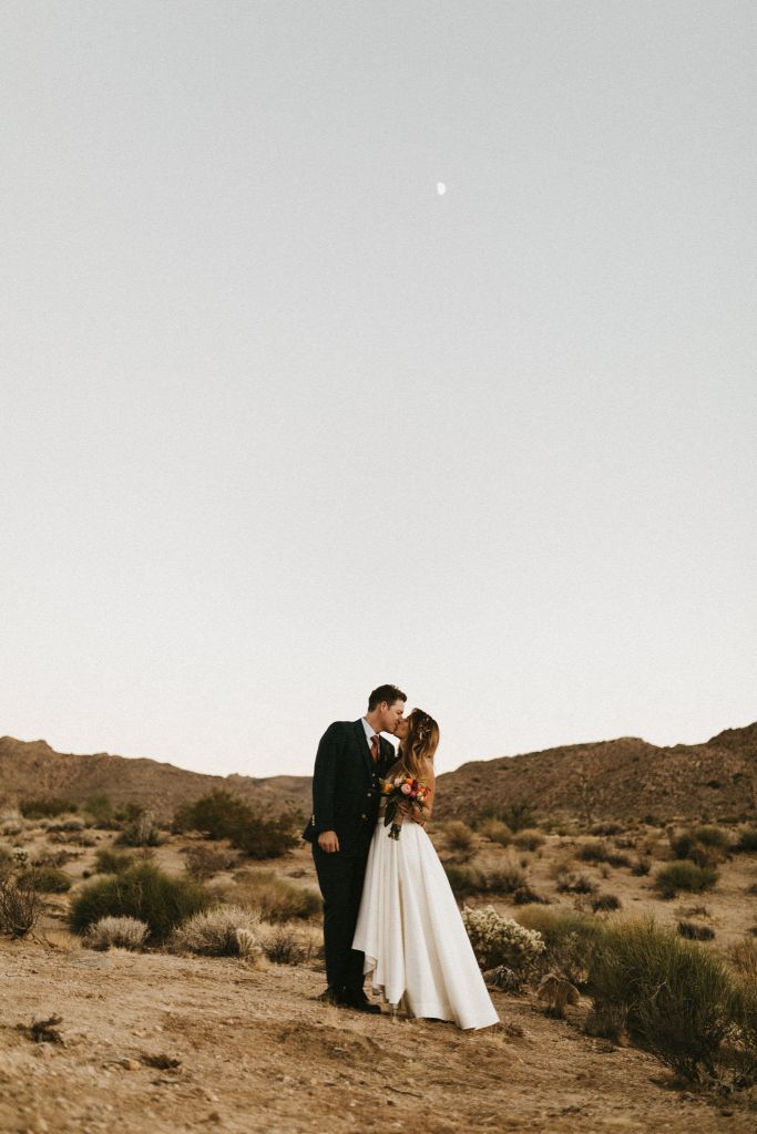 Sacred Sands Wedding in Joshua Tree, CA | Nicole & Brett | Wandering ...
