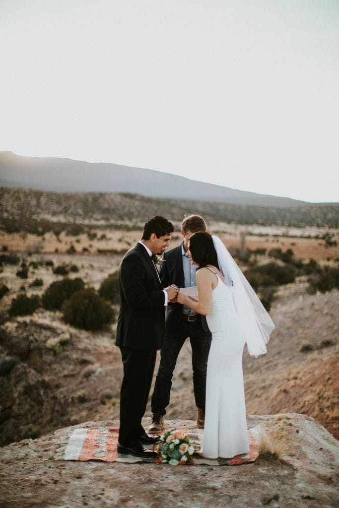 Featured image of post Desert Harbor Retreat Elopement : Today we have the most epic desert elopement in namibia — featuring not one but three ceremonies!