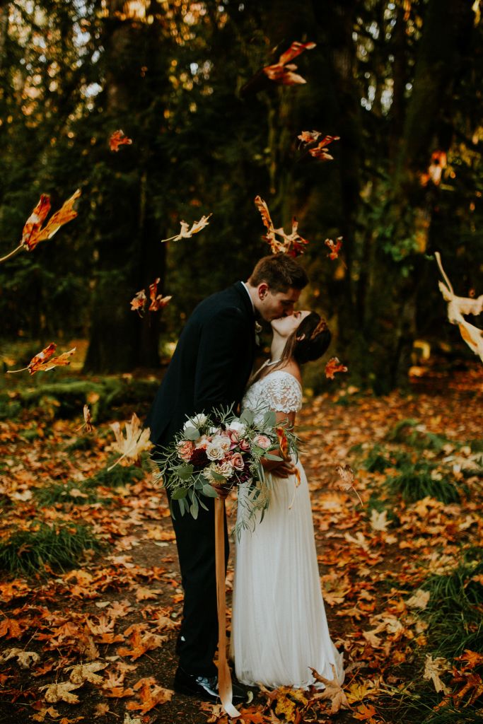 fall elopement autumn wedding