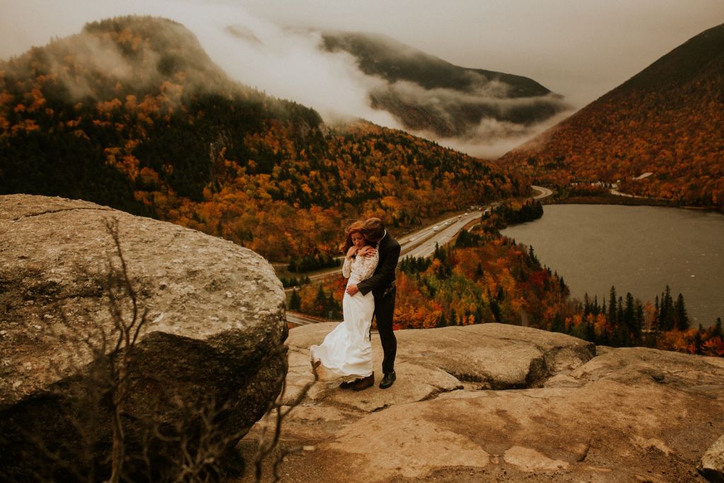 fall elopement wedding new hampshire white mountains artist bluff
