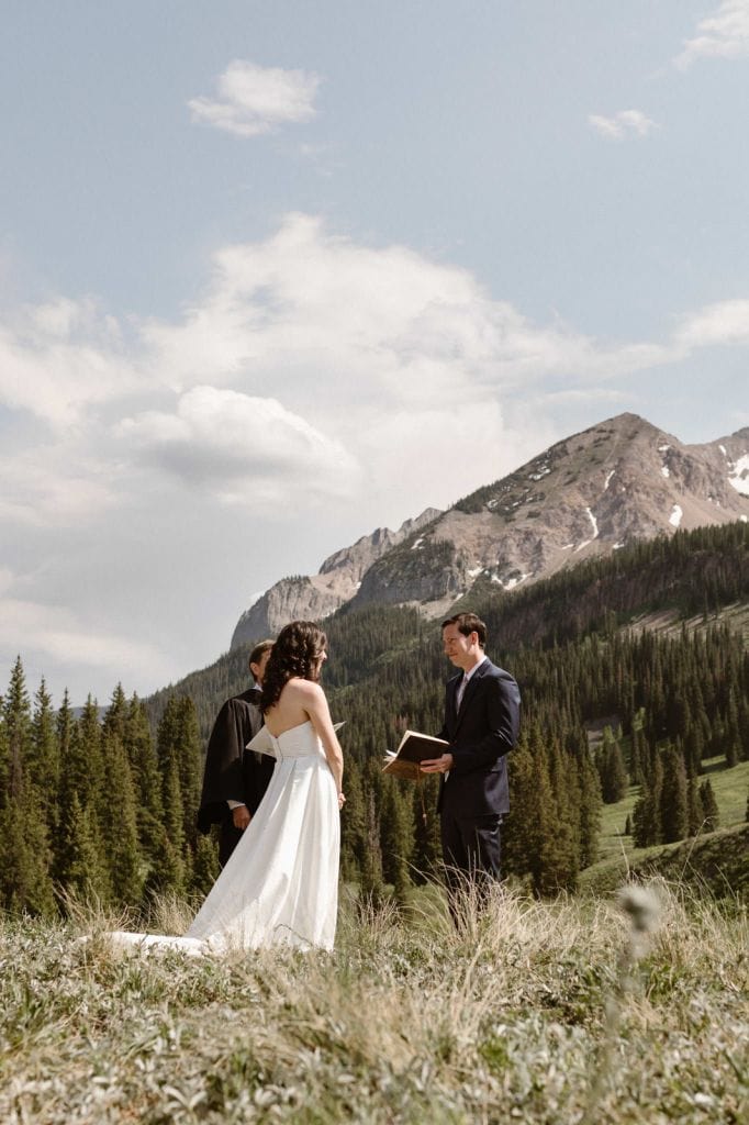 crested butte colorado mountain elopement wedding