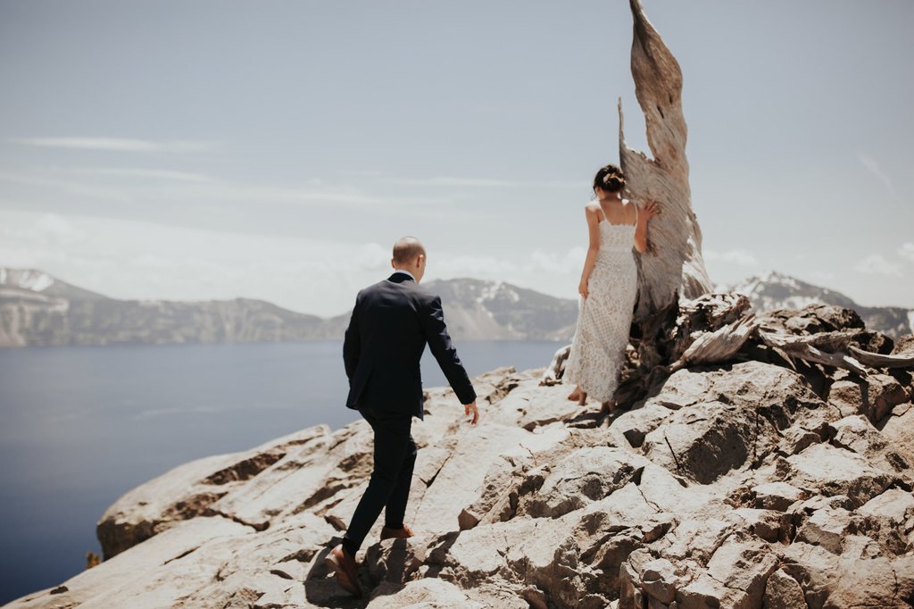 crater lake national park oregon pnw adventure elopement wedding