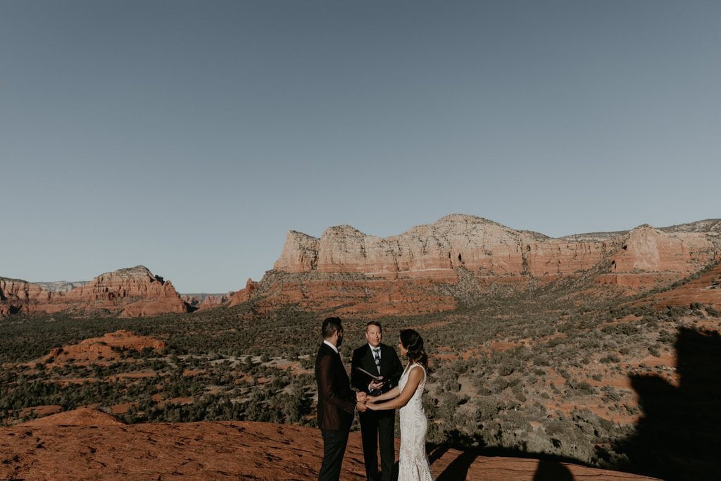 bell rock sedona arizona adventure elopement wedding