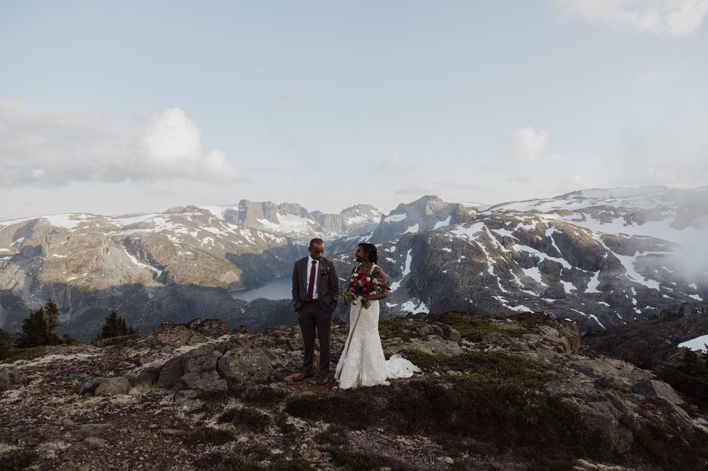 wood mountain lodge courtenay british columbia canada elopement wedding