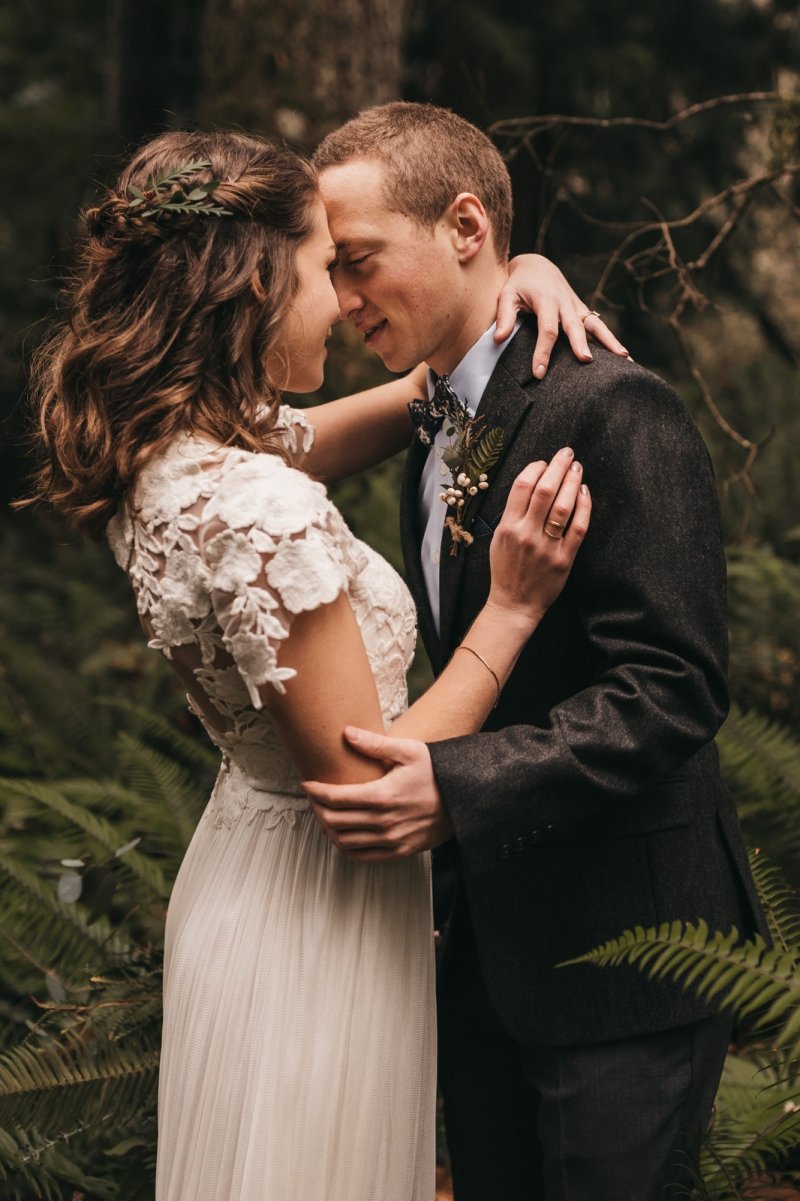 Woodsy Columbia River Gorge Wedding in Skamania, Washington | Wandering ...