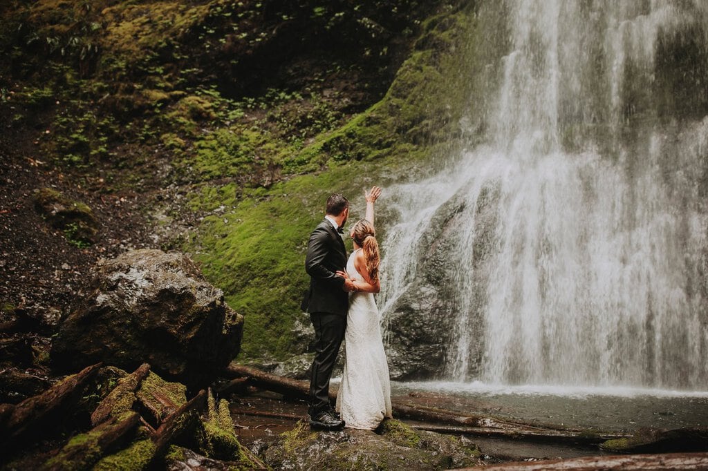 olympic peninsula lake crescent marymere falls washington forest elopement pnw wedding