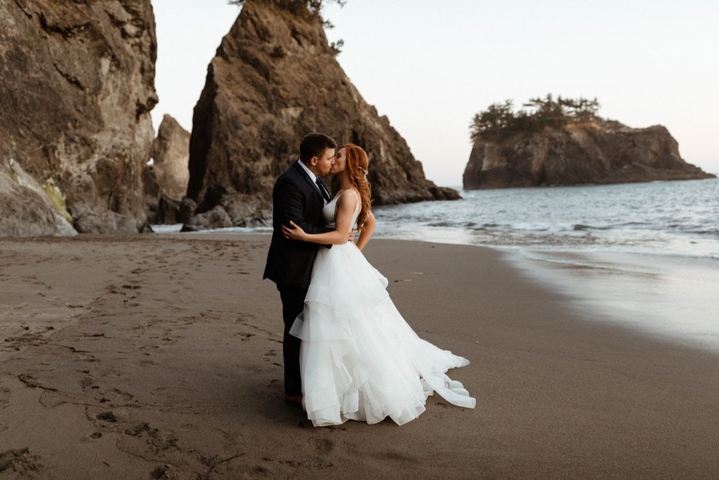 samuel h boardman state park brookings oregon beach elopement pnw wedding