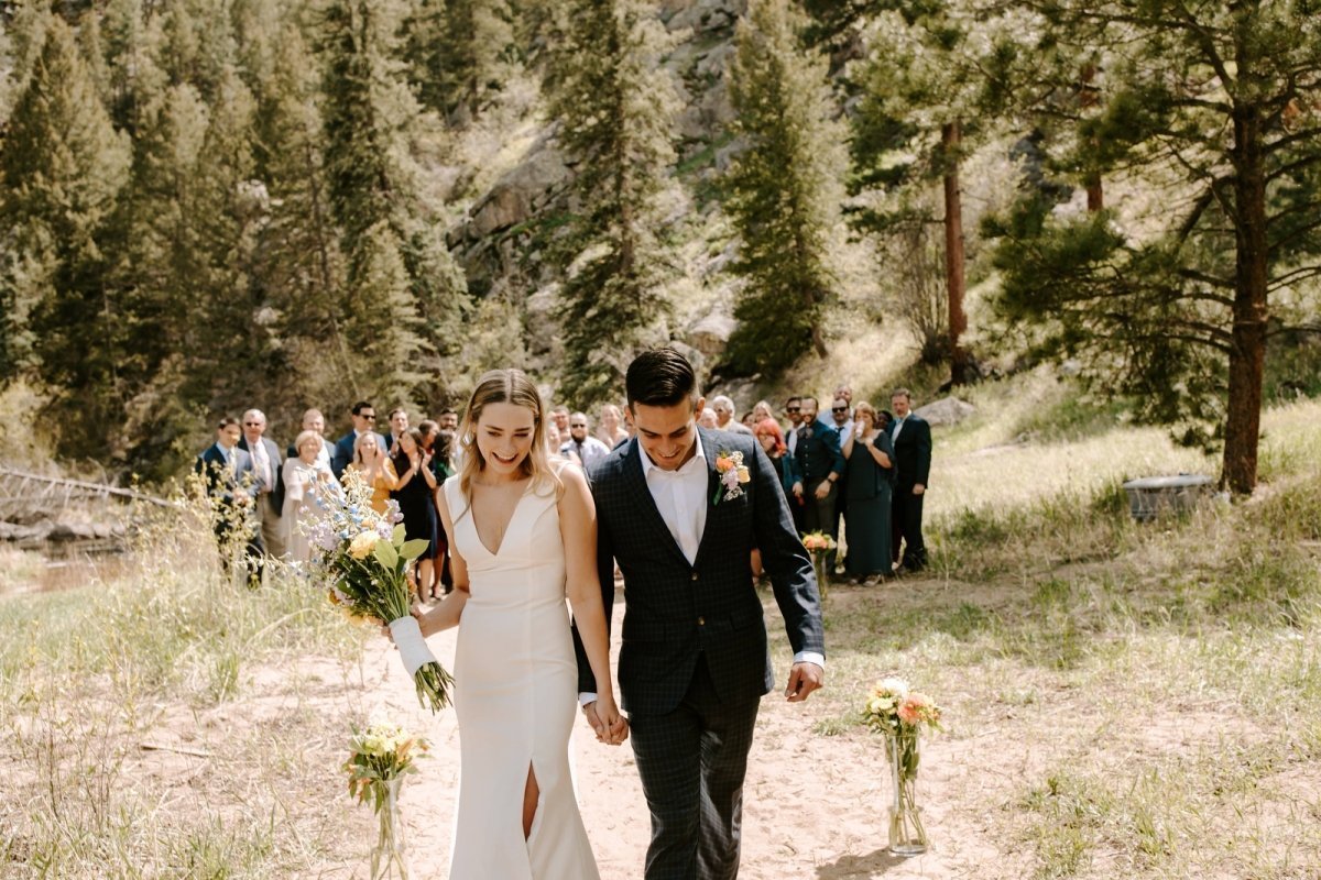 Intimate Mountain Wedding in Colorado | Wandering Weddings