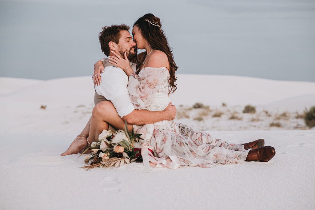 intimate wedding portraits in the desert.