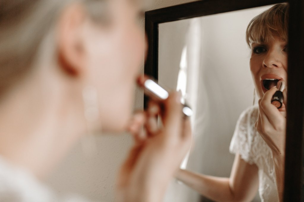 bride getting ready