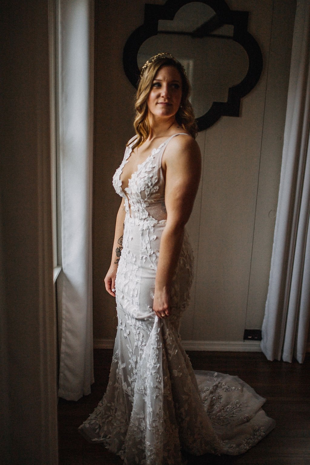 bride ready for elopement