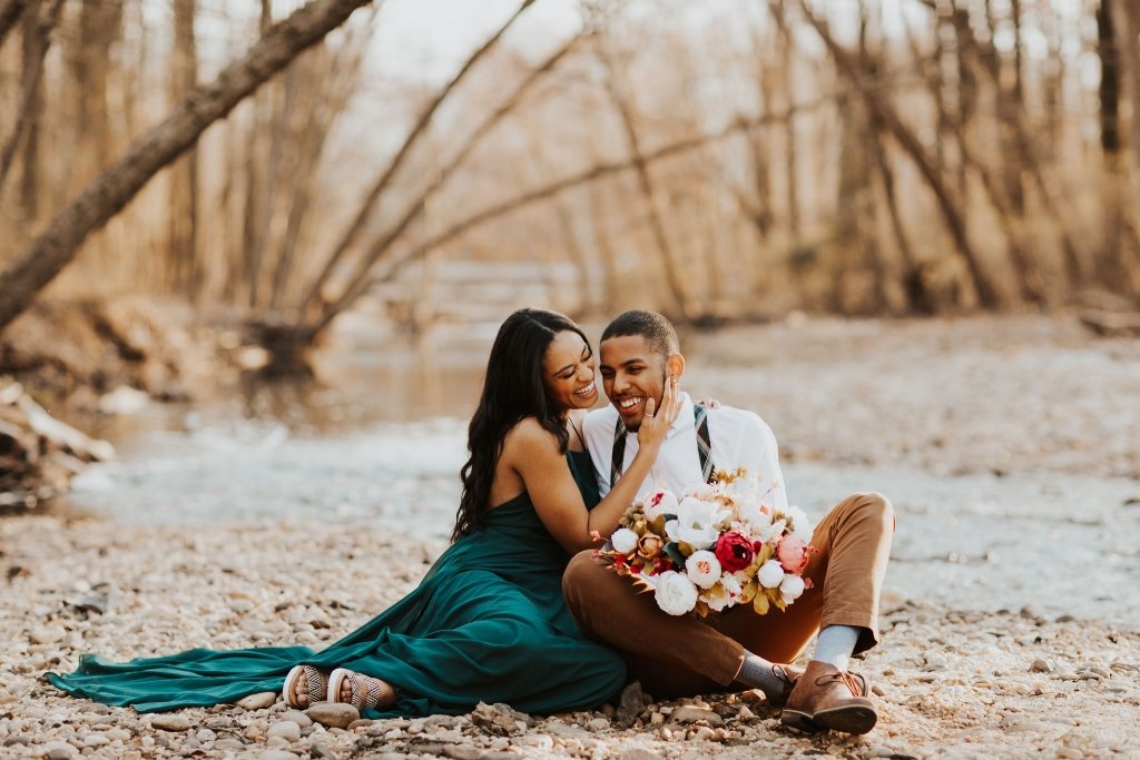 Engagement photo outlet dress ideas