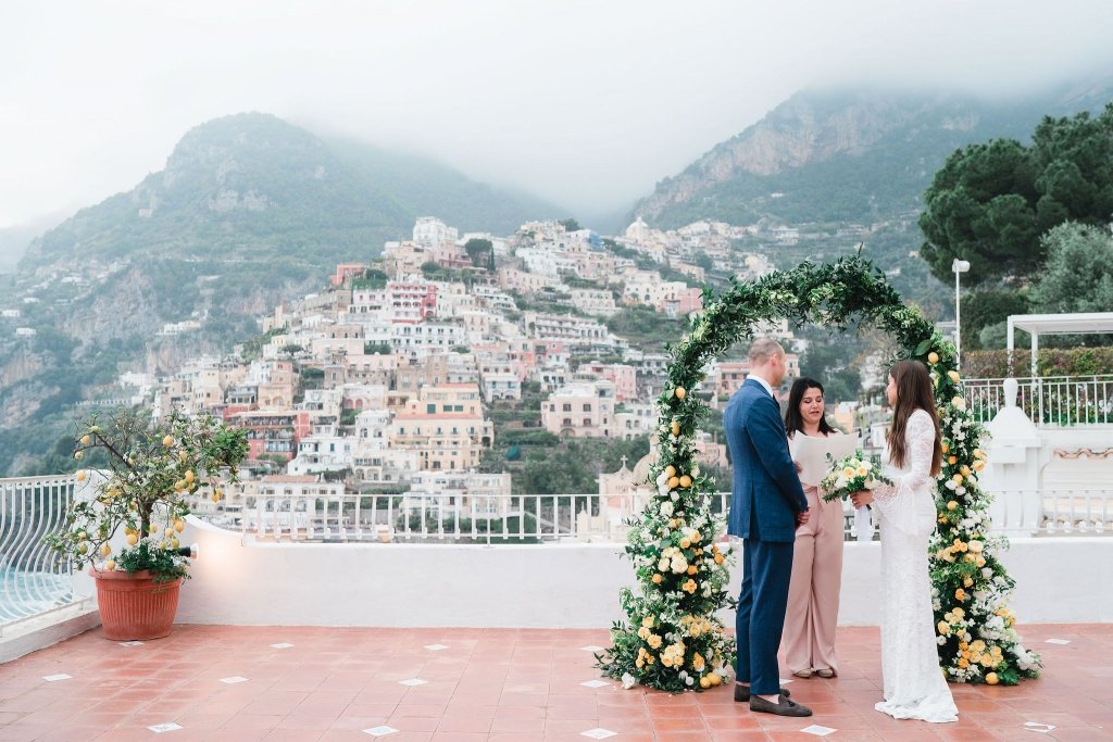 elopement ceremony in Italy