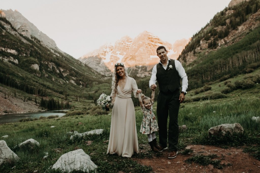 10 Year Vow Renewal at Maroon Bells in Colorado - Wandering Weddings